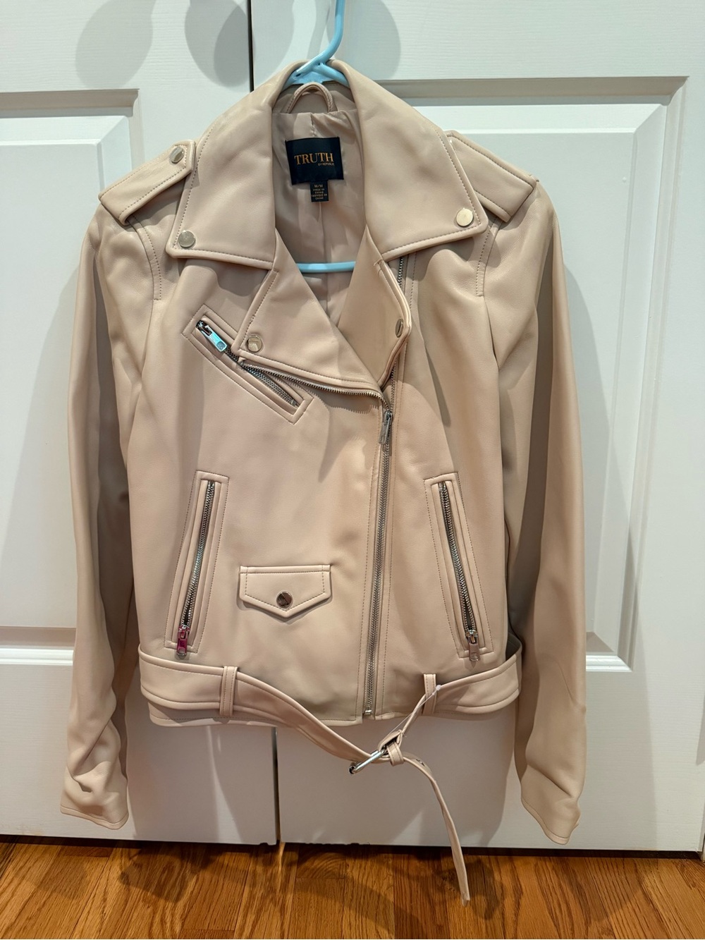 NWOT TRUTH FAUX LEATHER JACKET SIZE M